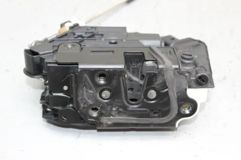 Article PZ9W