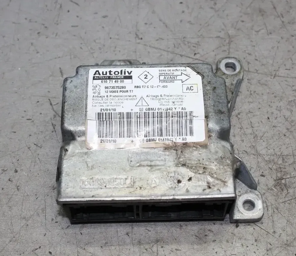 Peugeot 308 1.6 HDi Bj.10 Airbag Sensor Steuergerät Airbagsteuergerät 9673575280 - Bild 1