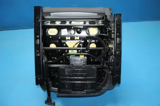 Sitz Sitzheizung vorne rechts 6Q4881106CP VW Cross Polo IV 9N3 Bj.07 - Bild 10