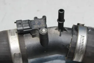 Ansaugrohr Leitung Schlauch Rohr Sensor Ford Focus III 3 DYB 1.0 EcoBoost Bj.15 - Bild 3