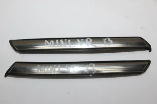 2x Zierleiste Leiste Kotflügel vorne links und rechts MINI Cooper R58 Bj.13 - Bild 2
