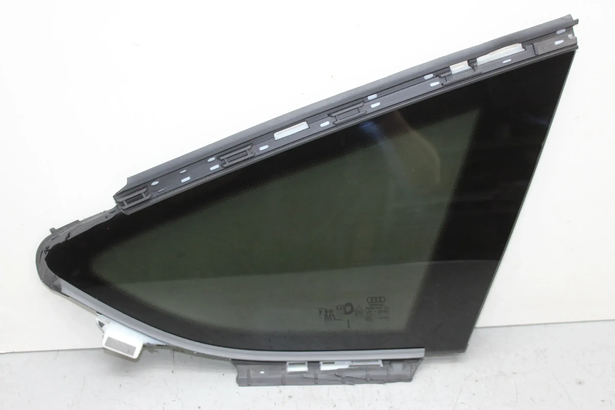 Seitenscheibe kleine Scheibe hinten rechts 8W8845298J NVB Audi A5 F5 Sportback - Bild 1
