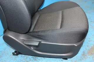 Beifahrersitz Sitz vorne rechts Hyundai i30 FD Bj.09 - Bild 2