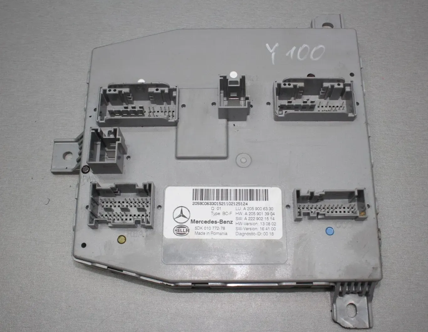 Mercedes Benz W205 Bordsteuergerät BC-F Steuergerät A2059006330 A2059013904 - Bild 1