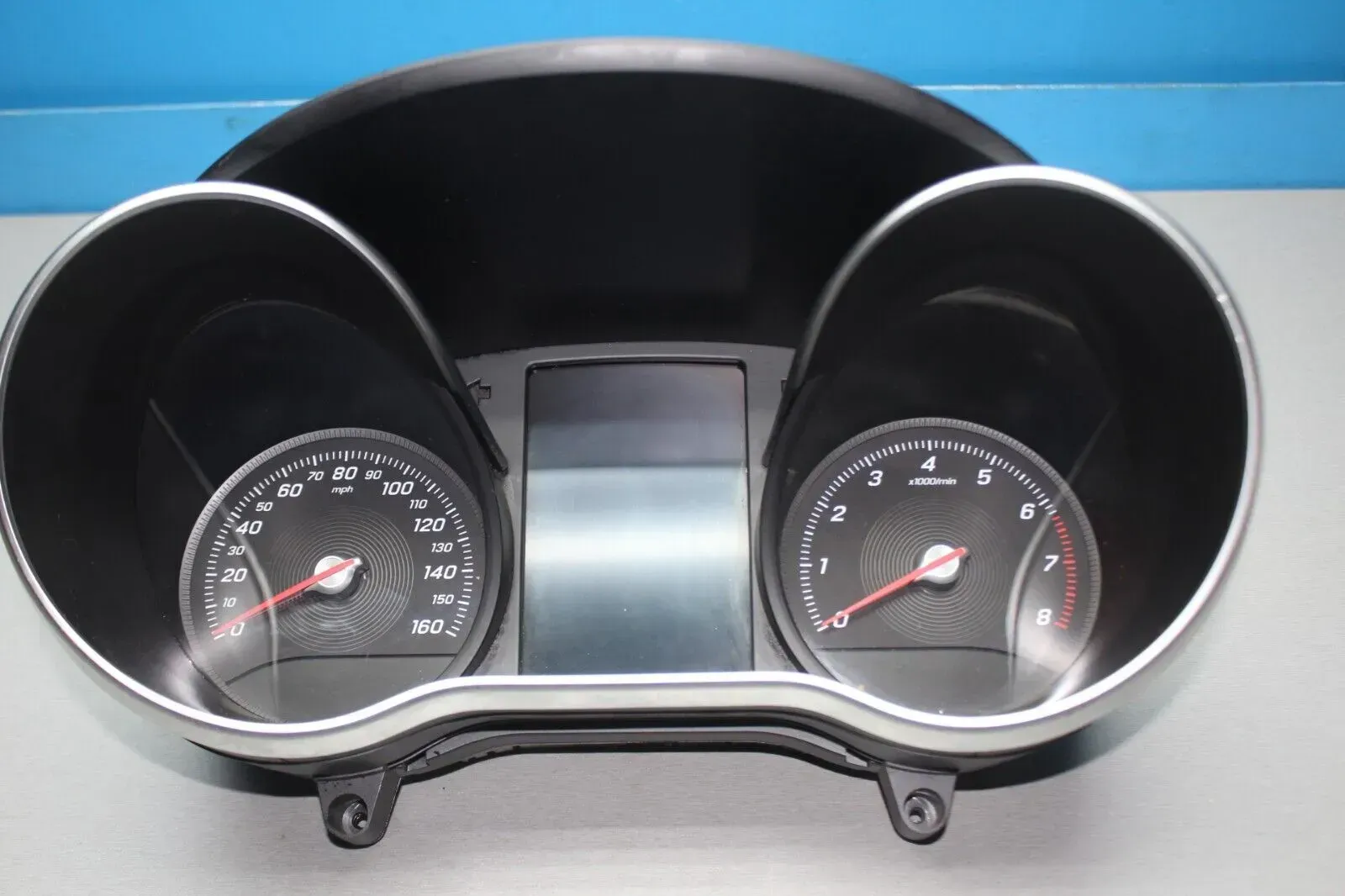 Mercedes Benz W205 Tacho Kombiinstrument A2059001718 - Bild 1