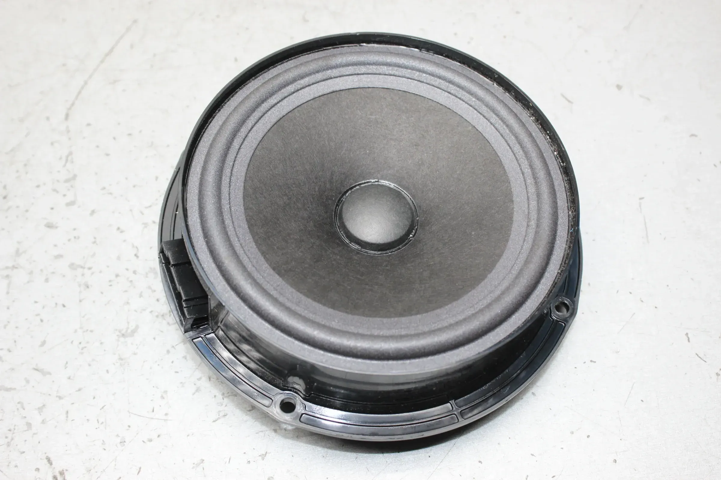 1x Lautsprecher hinten links = rechts 5N0035453C VW Tiguan I 5N Bj.13 - Bild 1