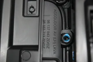 Türverkleidung Türpappe vorne links 98137843ZD Citroen C3 III SX Bj.20 - Bild 6