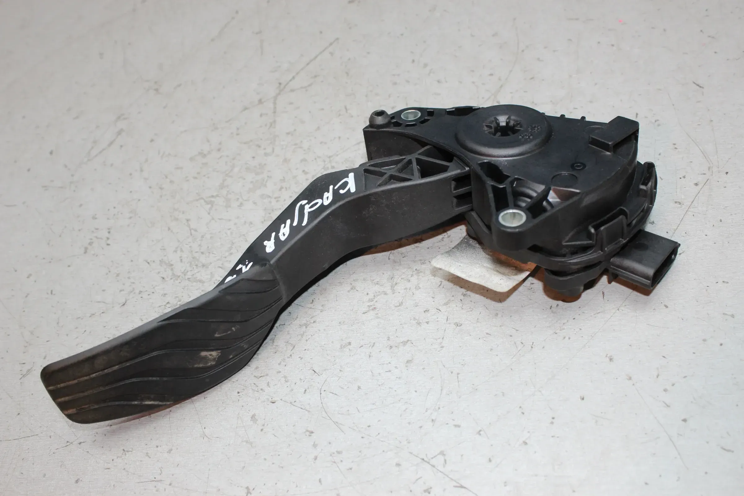 Gaspedal Pedal Gaswertgeber 180024BA0B Renault Kadjar 1.2 TCe Bj.16 - Bild 1