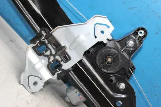 Fensterheber Motor mit Gestänge vorne links 807218568R Renault Kadjar Bj.16 - Bild 4