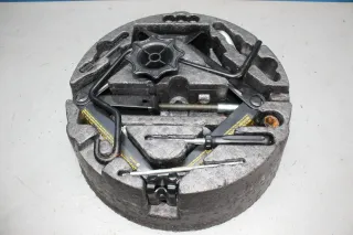 Wagenheber Bordwerkzeug Abschleppöse Abschlepphaken Öse Saab 9-3 YS3F Bj.07 - Bild 1