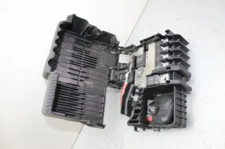 Sicherungskasten Batterie Sicherung 13423481 Opel Adam M13 Bj.14 - Bild 1