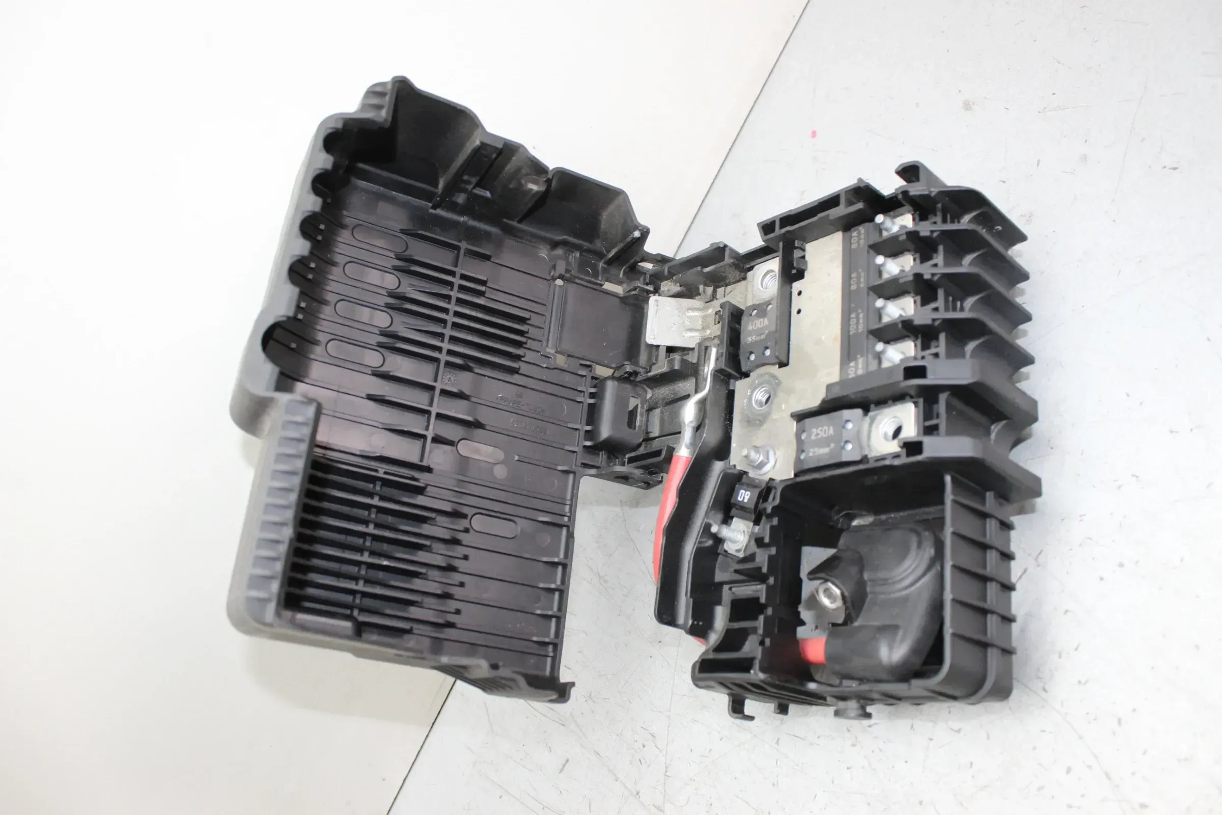 Sicherungskasten Batterie Sicherung 13423481 Opel Adam M13 Bj.14 - Bild 1