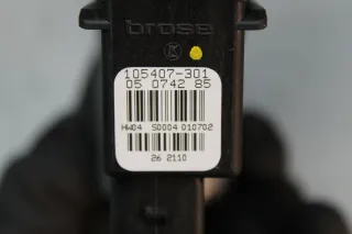 Fensterhebermotor hinten rechts 105407301, 0130821696 Skoda Superb I 3U4 Bj.04 - Bild 3