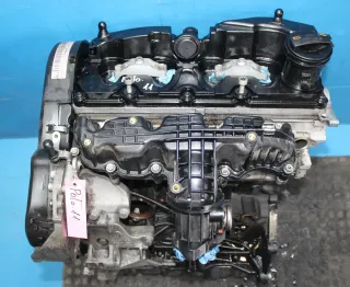 Diesel Motor 77 KW code CAY ohne Anbauteile VW Polo V 6R 1.6 TDI CAYC Bj.11 - Bild 2