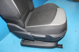 Beifahrersitz Sitz vorne rechts Citroen C4 Picasso II Bj.17 - Bild 2