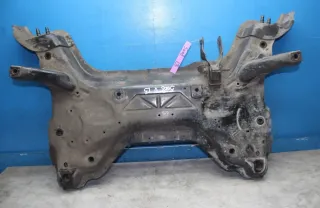 Achsträger vorne Motorträger Vorderachsträger Peugeot 5008 I 0E_ 1.6 HDi Bj.13 - Bild 1