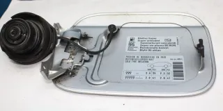 Tankklappe Tank Verschluss Deckel LX7W Silber Seat Exeo ST 3R Kombi Bj.12 - Bild 2