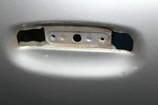 Tata Indica MAT6 Bj.09 Tür mit Türscheibe hinten rechts - Bild 2