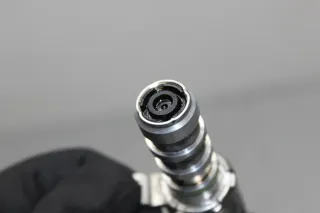 Steuerventil Nockenwellenverstellung 9675081780 Peugeot 308 II SW 1.2 THP Bj.15 - Bild 5