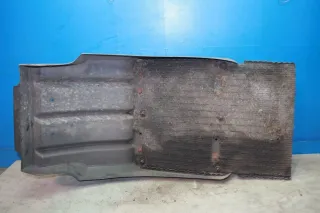Radhaus Kotflügel Schmutzfänger vorne links Teil hinten 81612100553 MAN TGM Bj14 - Bild 5