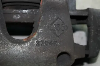 Bremssattel Bremszange vorne rechts Renault Clio 4 IV 1.5dCi Bj.15 - Bild 5