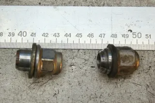Hyundai Trajet Bj.05 orig 18+2 Radmutter Radschraube SW 21mm - Bild 3