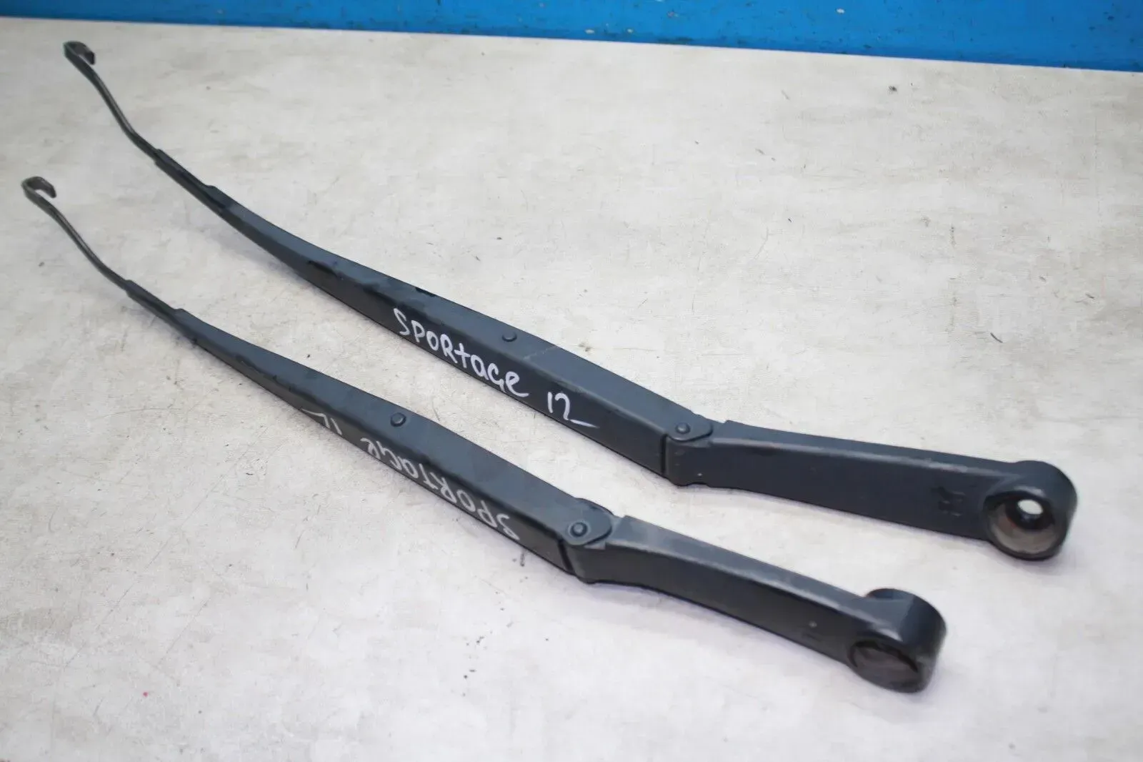 2x Wischerarm vorne links und rechts KIA Sportage III SL Bj.12 - Bild 1