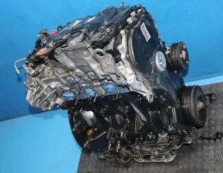 Diesel Motor code M9RG742 ohne Anbauteile Renault Laguna III 2.0 dCi Bj.08 - Bild 9
