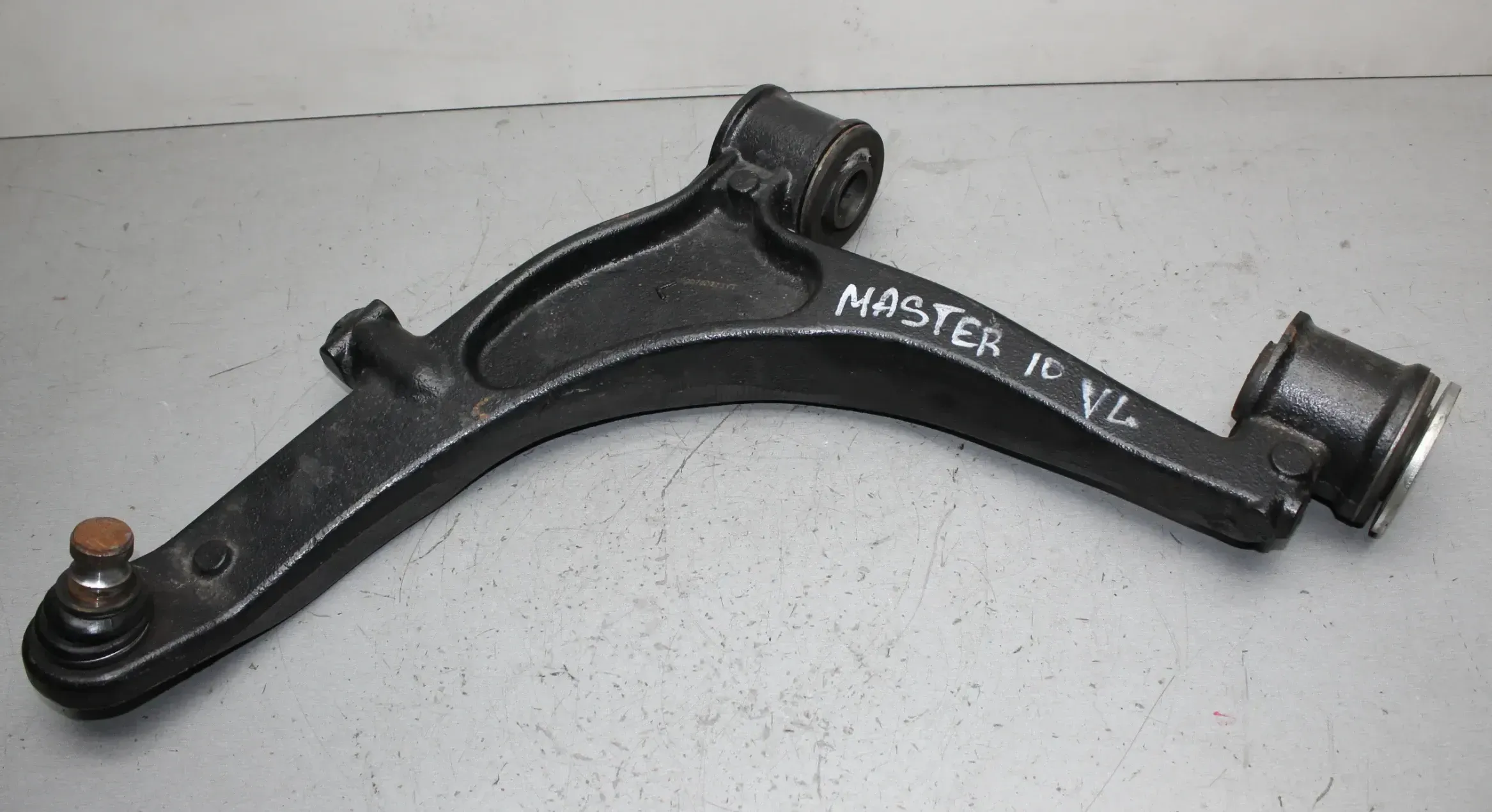 Querlenker Lenker Radaufhängung vorne links 8200750273 Renault Master II Bj.10 - Bild 1