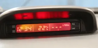 Digitaluhr Uhr Info Anzeige Display 34600-59J3 Suzuki Liana ER Bj.07 - Bild 2