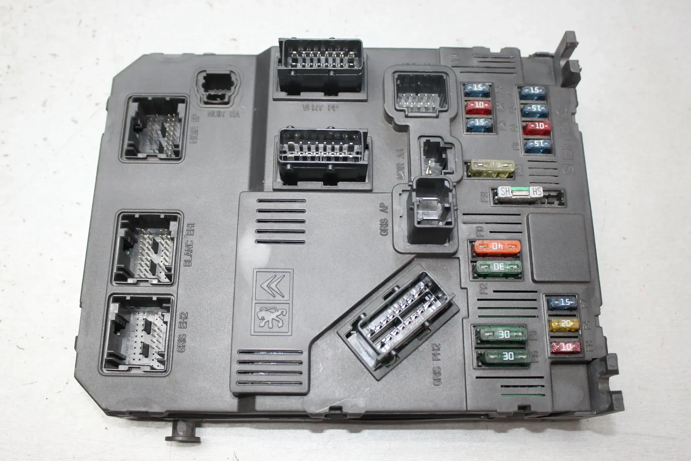 Steuergerät BSI Sicherungskasten 9650585680, S118085300 J Citroen C3 I FC Bj.04 - Bild 1