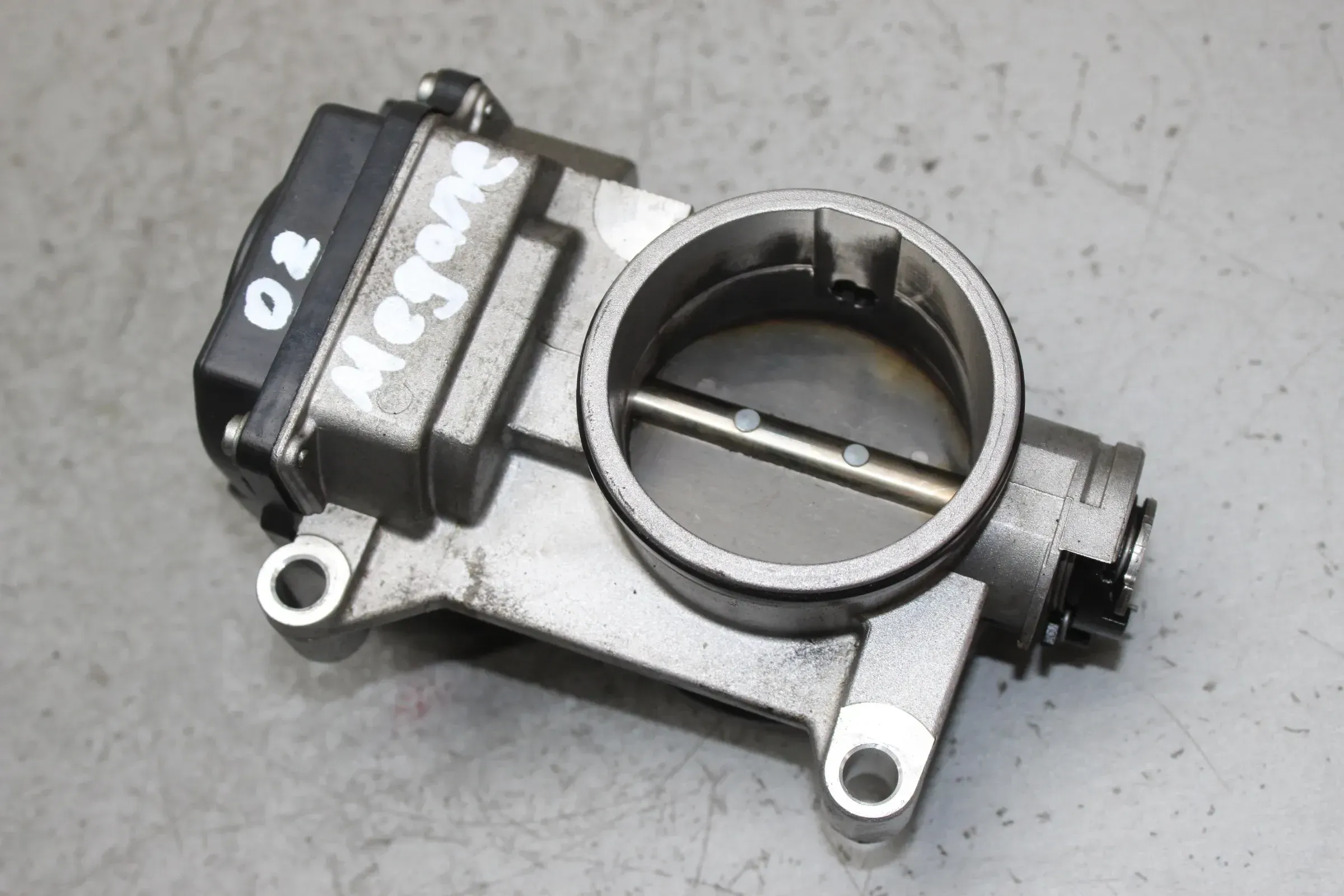 Drosselklappe 8200063652, 8200123061 Renault Megane Scenic I 1.6 Bj.02 - Bild 1