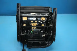 Beifahrersitz Sitz vorne rechts VW Polo V 6R Bj.11 - Bild 10