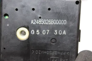 Stellmotor Klima Heizung A2485026B00000 SsangYong Kyron Bj.06 - Bild 3
