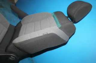 Fahrersitz Sitz vorne links mit Armlehne Citroen C3 III SX Bj.20 - Bild 3