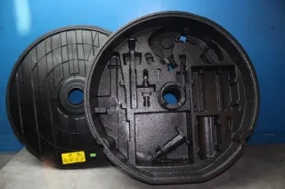 Audi A4 B7 8E Avant Abdeckung Reserverad Werkzeugkasten Seat Exeo ST 3R Kombi - Bild 1