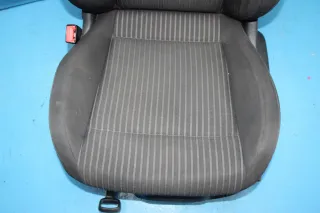 Fahrersitz Sitz vorne links VW Polo V 6R Bj.11 - Bild 4