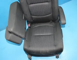 Sitz hinten links mit Armlehne Mazda 5 CR19 Bj.10 - Bild 4