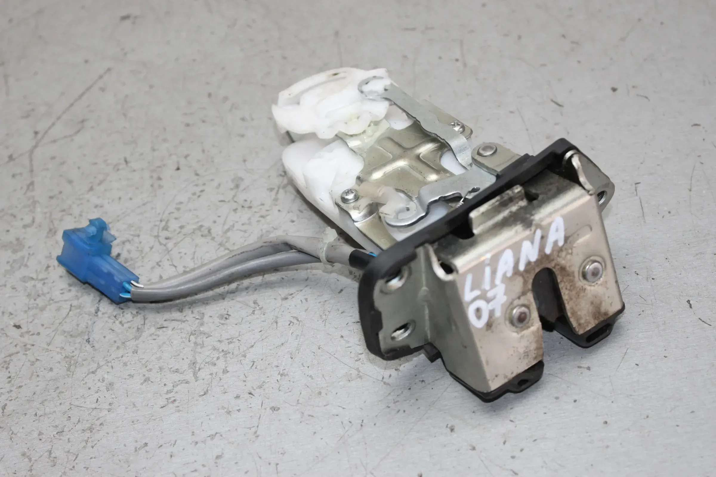 Heckklappenschloss ZV Schloss Heckklappe Suzuki Liana ER Kombi Bj.07 - Bild 1