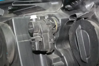 Scheinwerfer Frontscheinwerfer vorne links 260600041R Renault Laguna 3 III Bj.09 - Bild 7