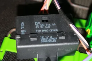 Beifahrersitz el. verstellbar Leder Sitz vorne rechts Peugeot 508 SW I 8E Bj.13 - Bild 12
