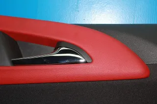 Opel Meriva B Bj.12 Türverkleidung Türpappe Türöffner vorne rechts 13313028 - Bild 3