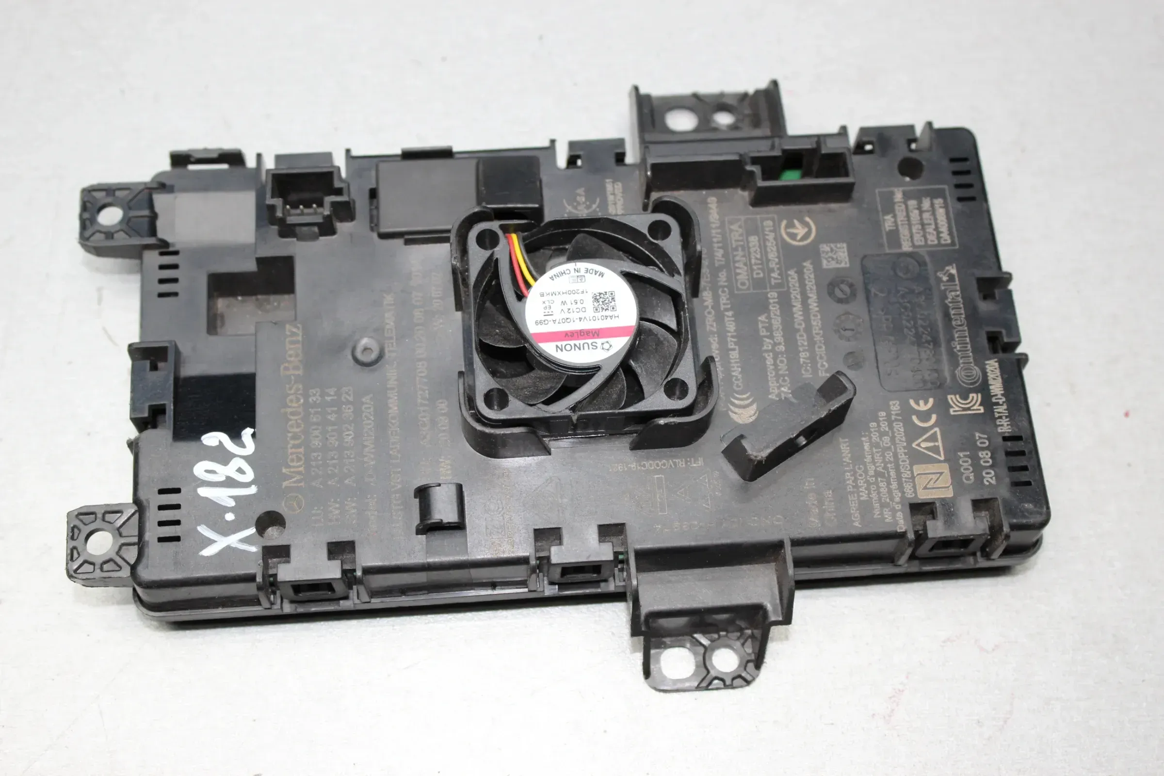 Mercedes W213 Steuergerät Vollständig Ladekommunikation Telematik A2139006133 - Bild 1