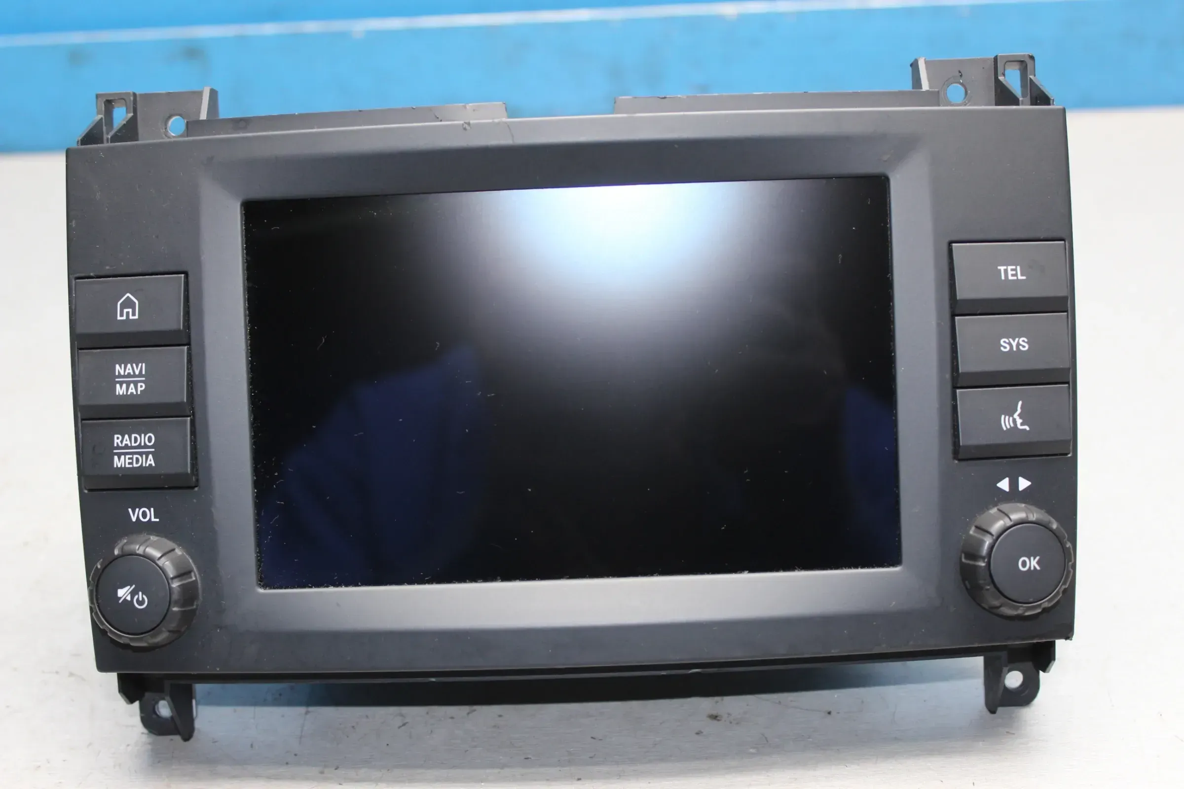 Mercedes Benz W447 Autoradio VIS Media Radio GPS Navi Navigation A4479003319 - Bild 1