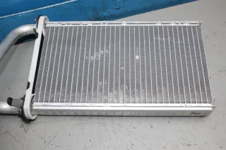 Wärmetauscher Heizungskühler 669958H T1012895E BMW 4er F32 430d Bj.14 - Bild 2