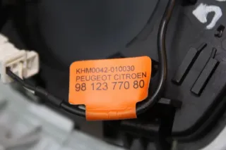 Leseleuchte Innenleuchte Beleuchtung vorne 98027680XT Peugeot 508 I 8D Bj.16 - Bild 9