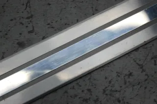 1x Einstiegleiste vorne links = rechts 5N0853537C (2) VW Tiguan I 5N R-Line - Bild 4