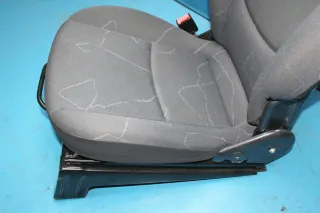Fahrersitz Sitz vorne links 0010077V006 Smart ForTwo 450 MC01 Bj.06 - Bild 2