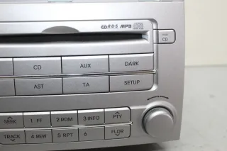 CD MP3 Autoradio Radio CD Player 96100-1J211 Hyundai i20 PBT Bj.11 - Bild 3
