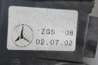 Frontscheinwerfer Scheinwerfer vorne rechts 6668200259 Mercedes Cito O 510, O520 - Bild 5